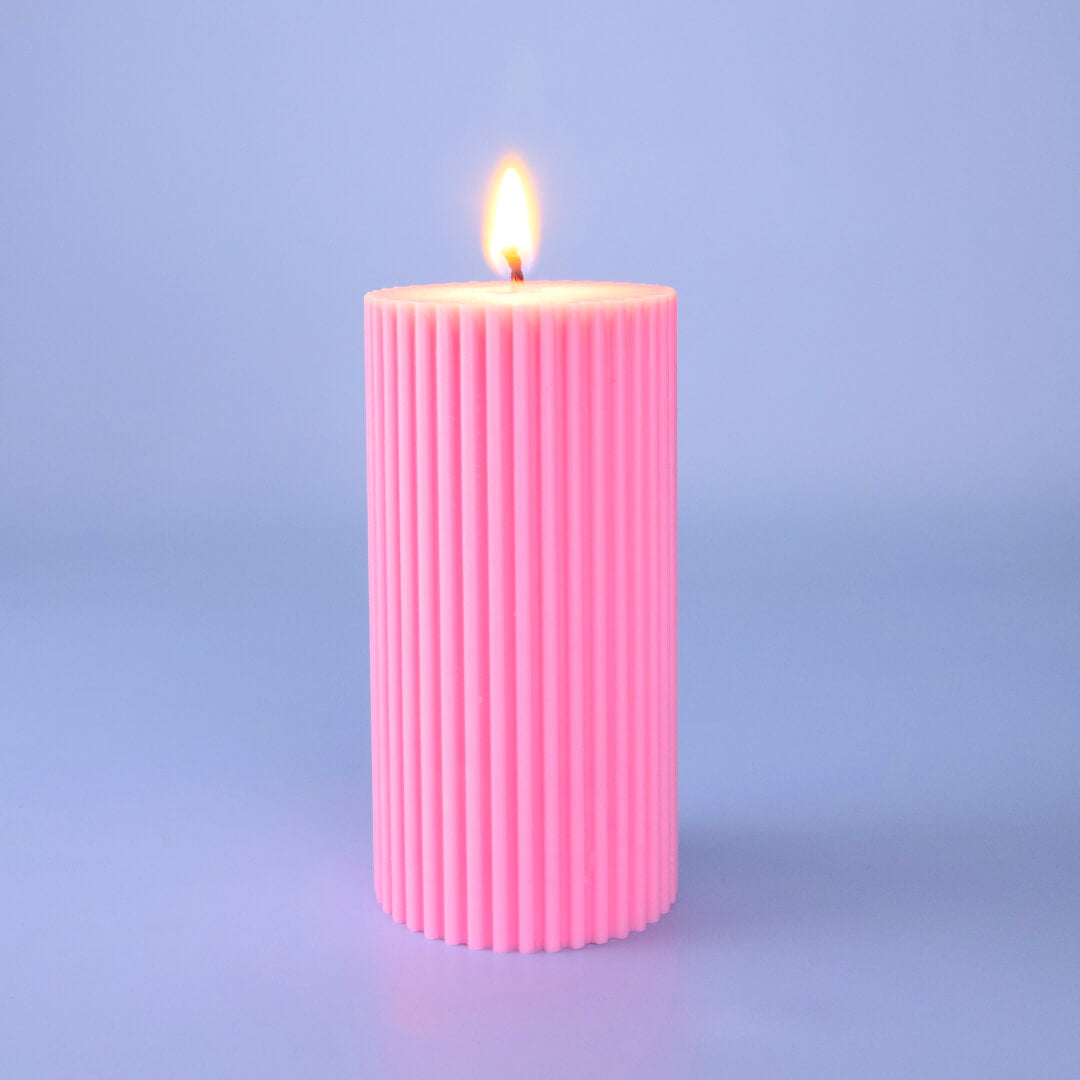 Ribbed Soy Pillar Candle 5 x 10 cm + Round Base