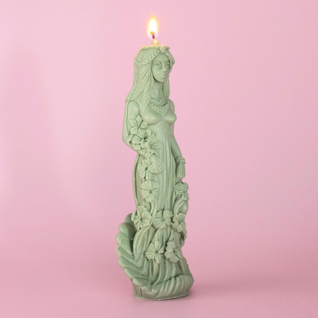 Scented Beeswax Candle "Sea Maiden"